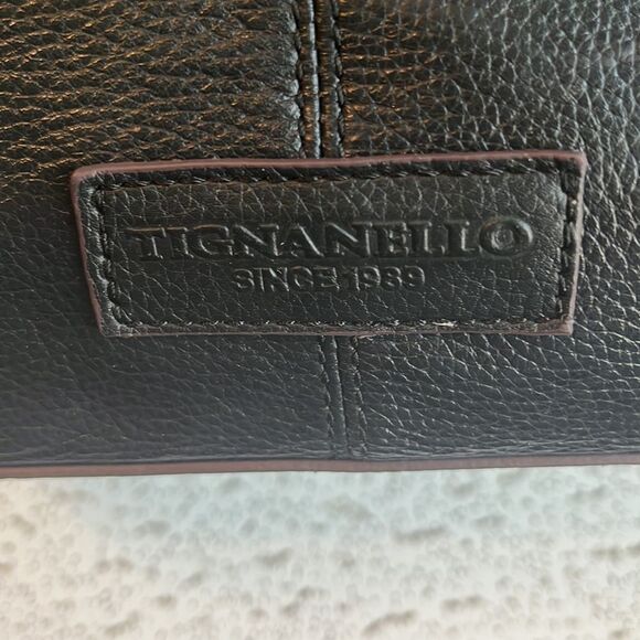 Tignanello Black Leather Pebbled Shoulder Bag Women’s Handbag - Picture 4 of 9